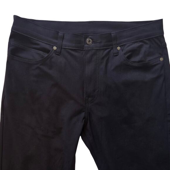 Levi Strauss Engineered for Movement 511 Slim Tech Pants Black sz 33X32 - Picture 3 of 13